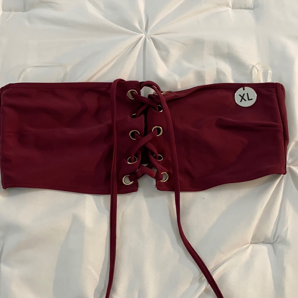 NWT FOREVER 21 LACED BANDEAU